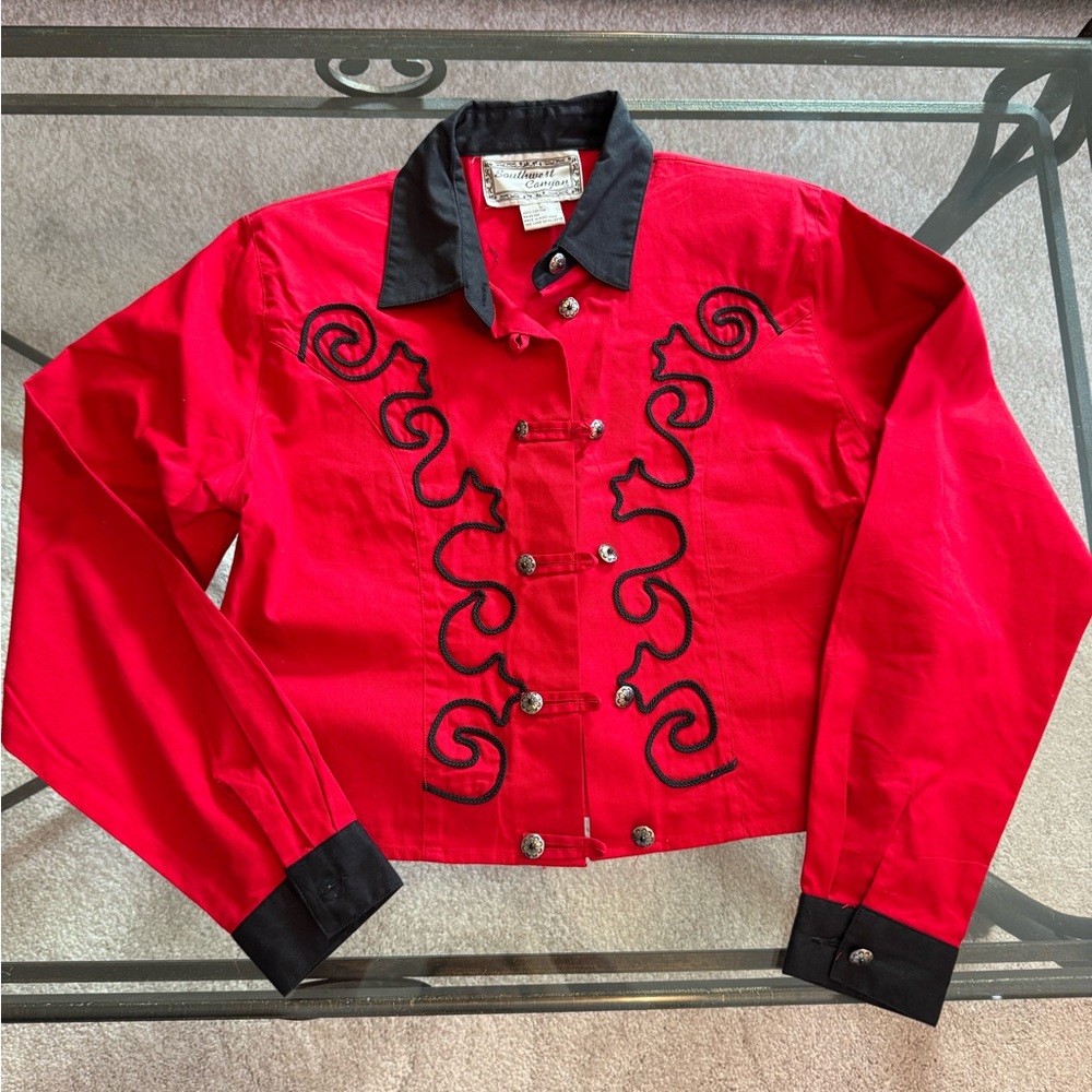 Just in time for rodeo season!! Super cute cowgirl top. Size L EUC  Cotton.